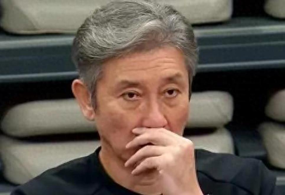 比赛局势复杂首场状态出色，TL观众沸腾！，西亚卡姆重返赛场气势如虹延续
